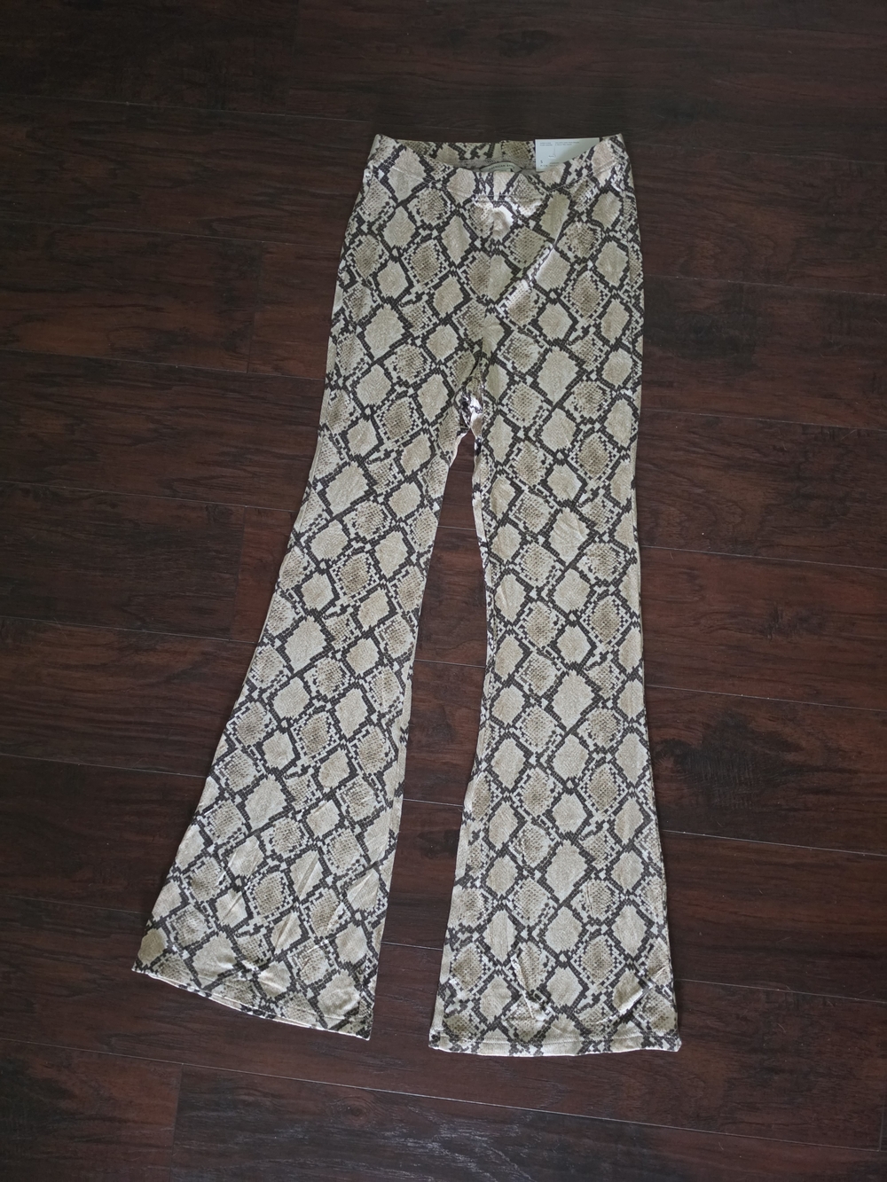 American Eagle Snake Print Flared Pants - Neutral Python Pattern - Picture 2 of 6